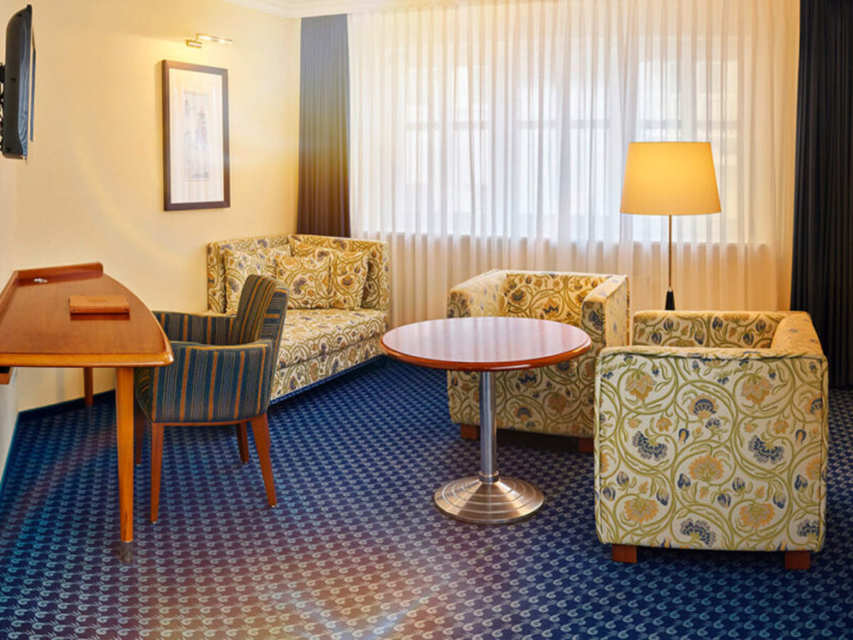 NEP_Foto-Juniorsuite113-Wohnbereich-1